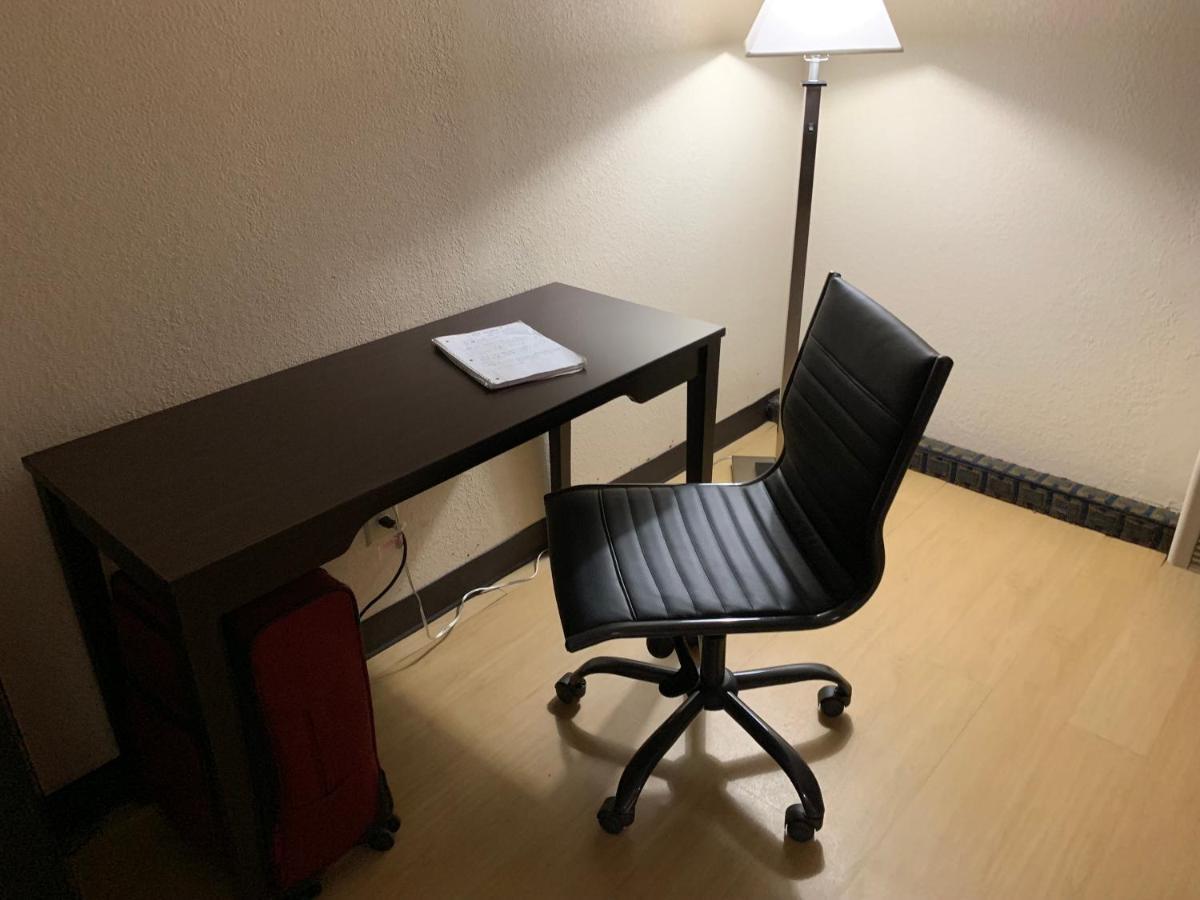 Red Roof Inn Atlanta - Six Flags Lodge West Екстер'єр фото