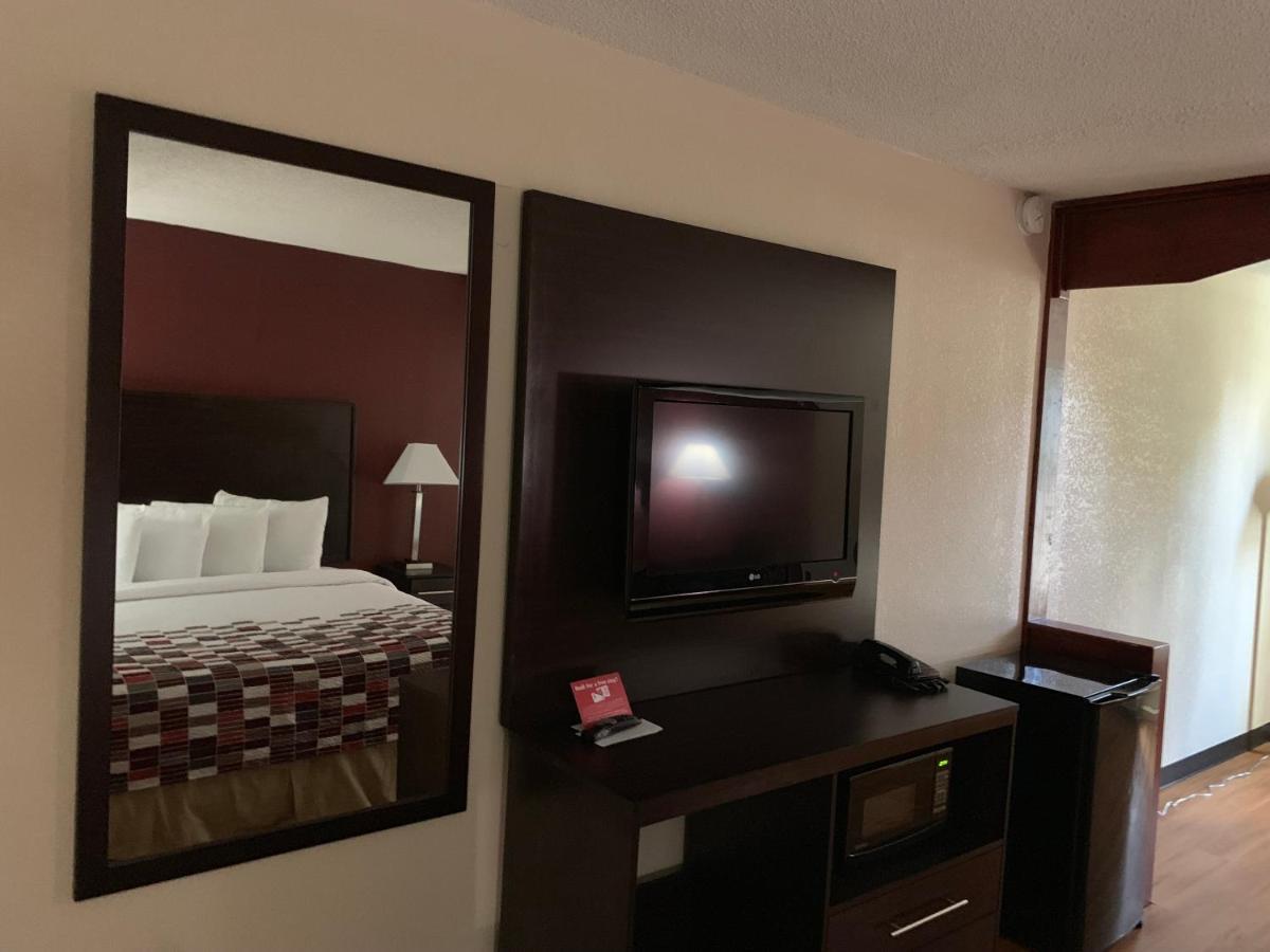 Red Roof Inn Atlanta - Six Flags Lodge West Екстер'єр фото