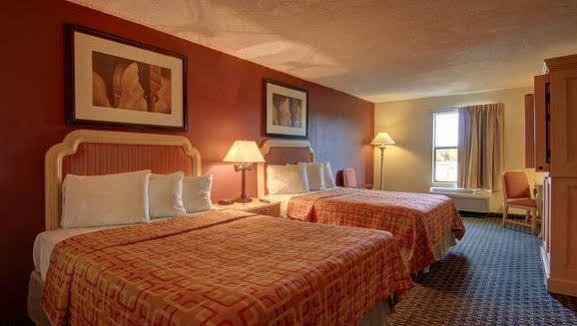 Red Roof Inn Atlanta - Six Flags Lodge West Екстер'єр фото